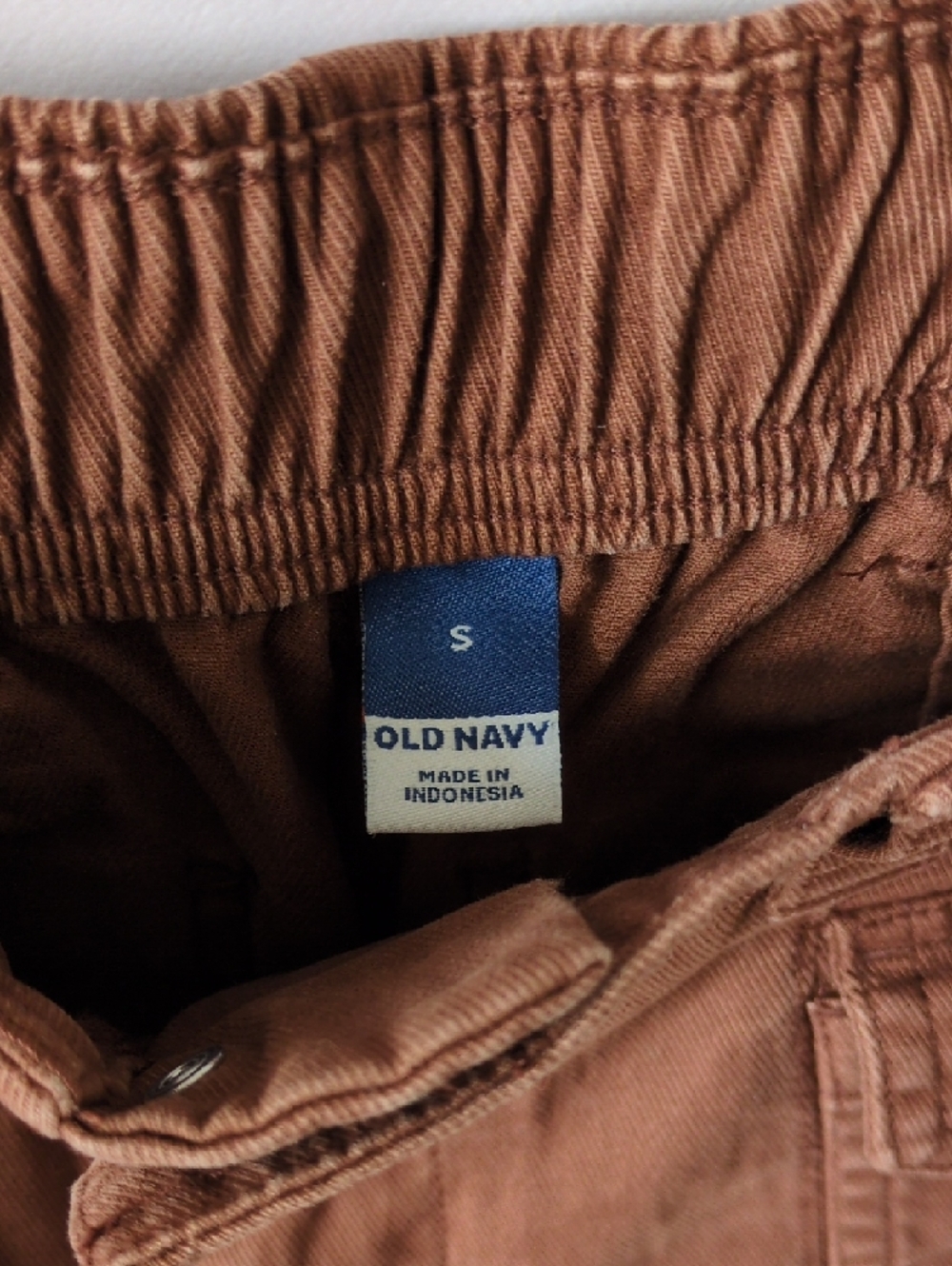 Old Navy Women's Twill Shorts - Picture 7 of 7